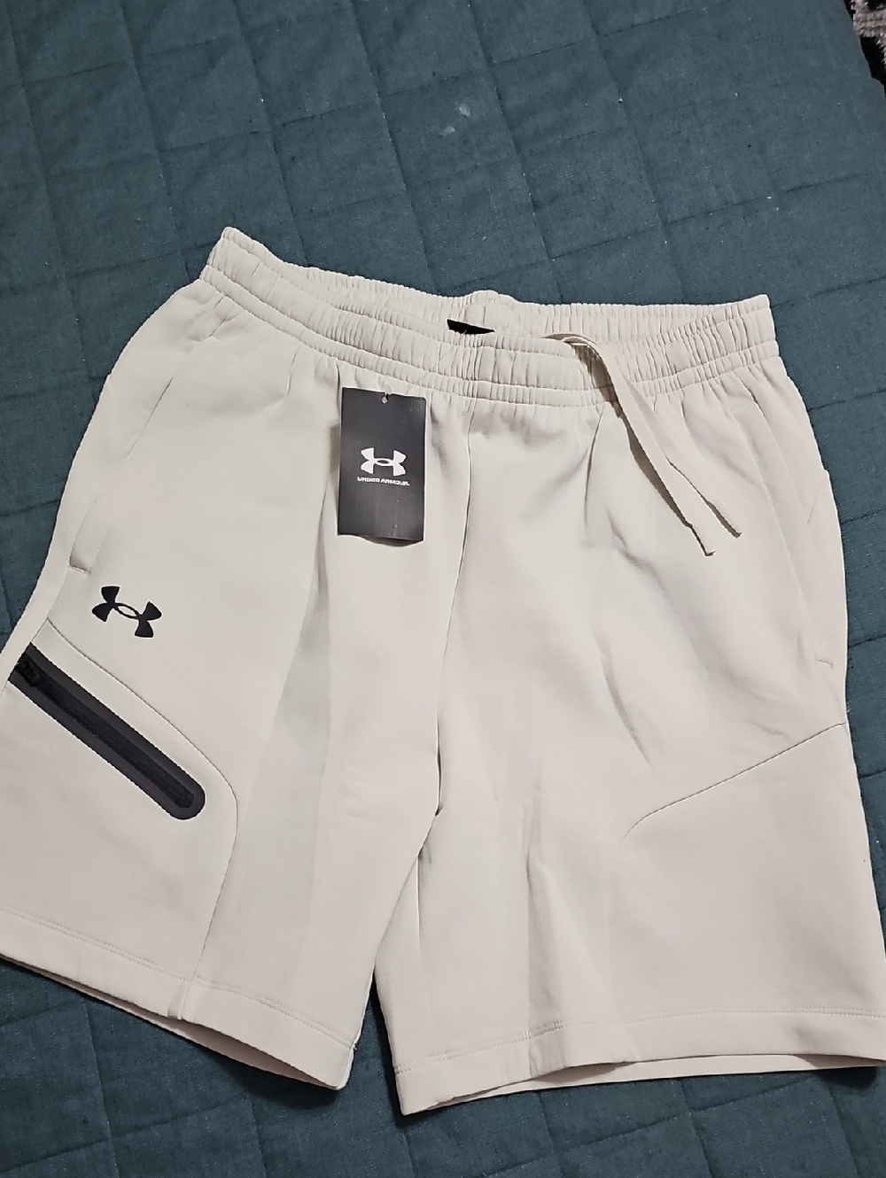 Under Armour Men’s Cream Performance Training Shorts